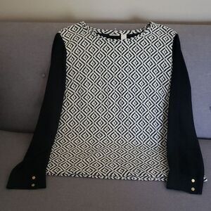 Chico's top women’s size large SZ 12 size 2 Chico’s white black textured…